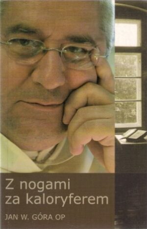 Z nogami za kaloryferem